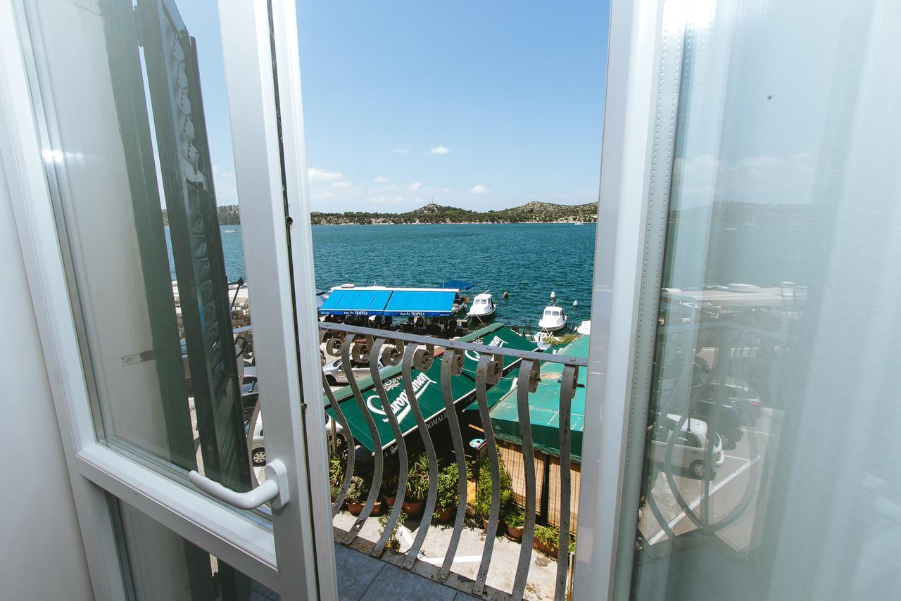 Apartments And Rooms Ille Šibenik Eksteriør billede